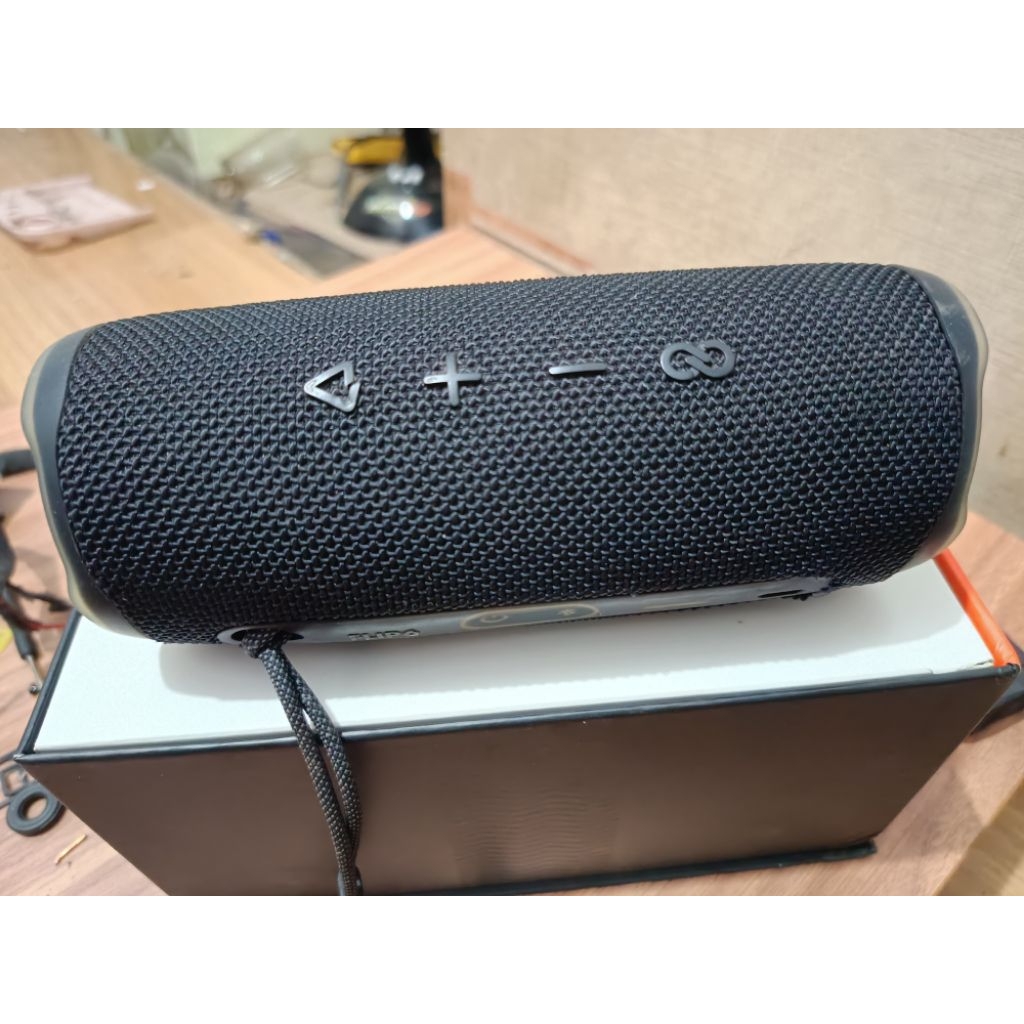 body jbl flip 6 masih mulus original ims + dusbox