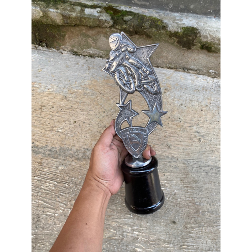 Trophy logam cor drag bike drag race / Trophy piala cor logam drag bike drag race