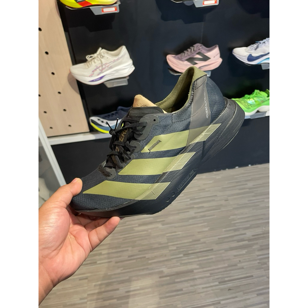 ADIZERO ADIOS PRO 4 CARCOAL
