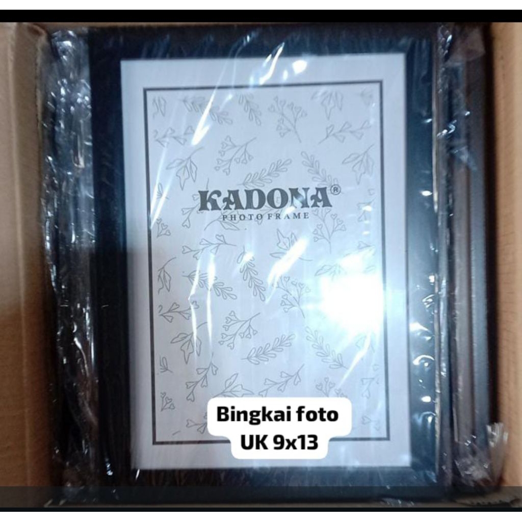 Bingkai Foto 9x13 Hitam Putih