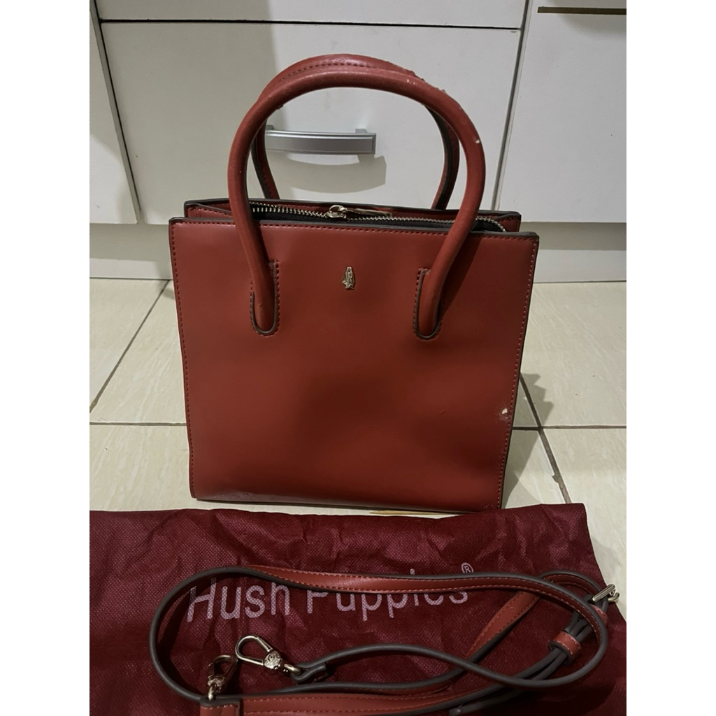 Preloved tas hush puppies wanita