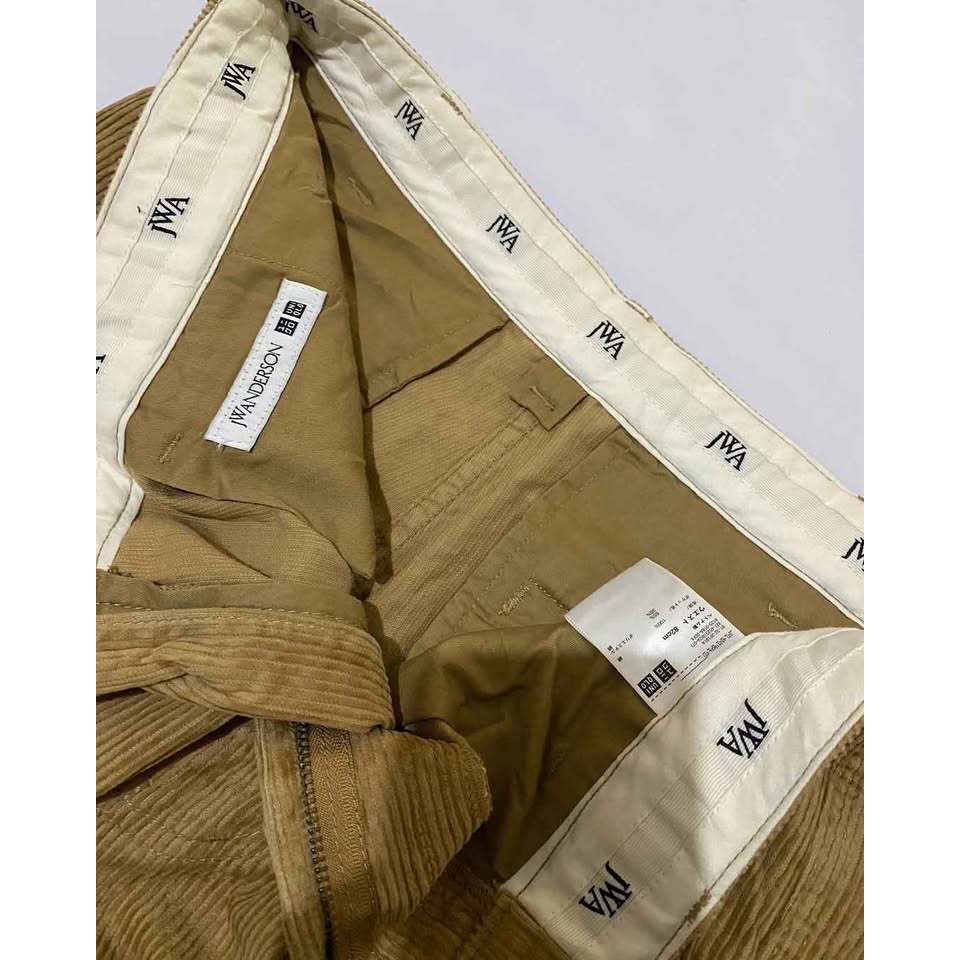 Celana Uniqlo x JW Anderson Long Pants Corduroy Size Fit 33-34 Original Superb Like New Condition