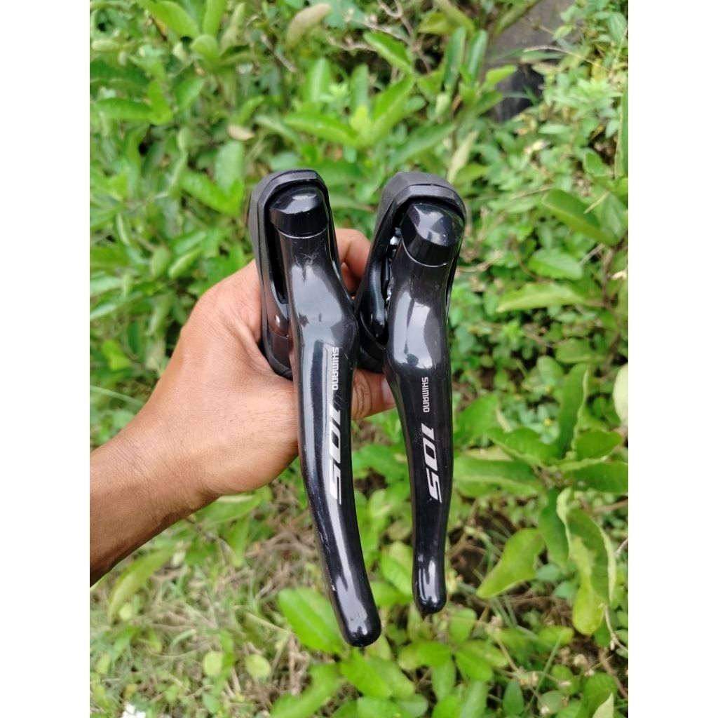Brifter Shimano 105 R7000 brifter Shimano 105 bekas