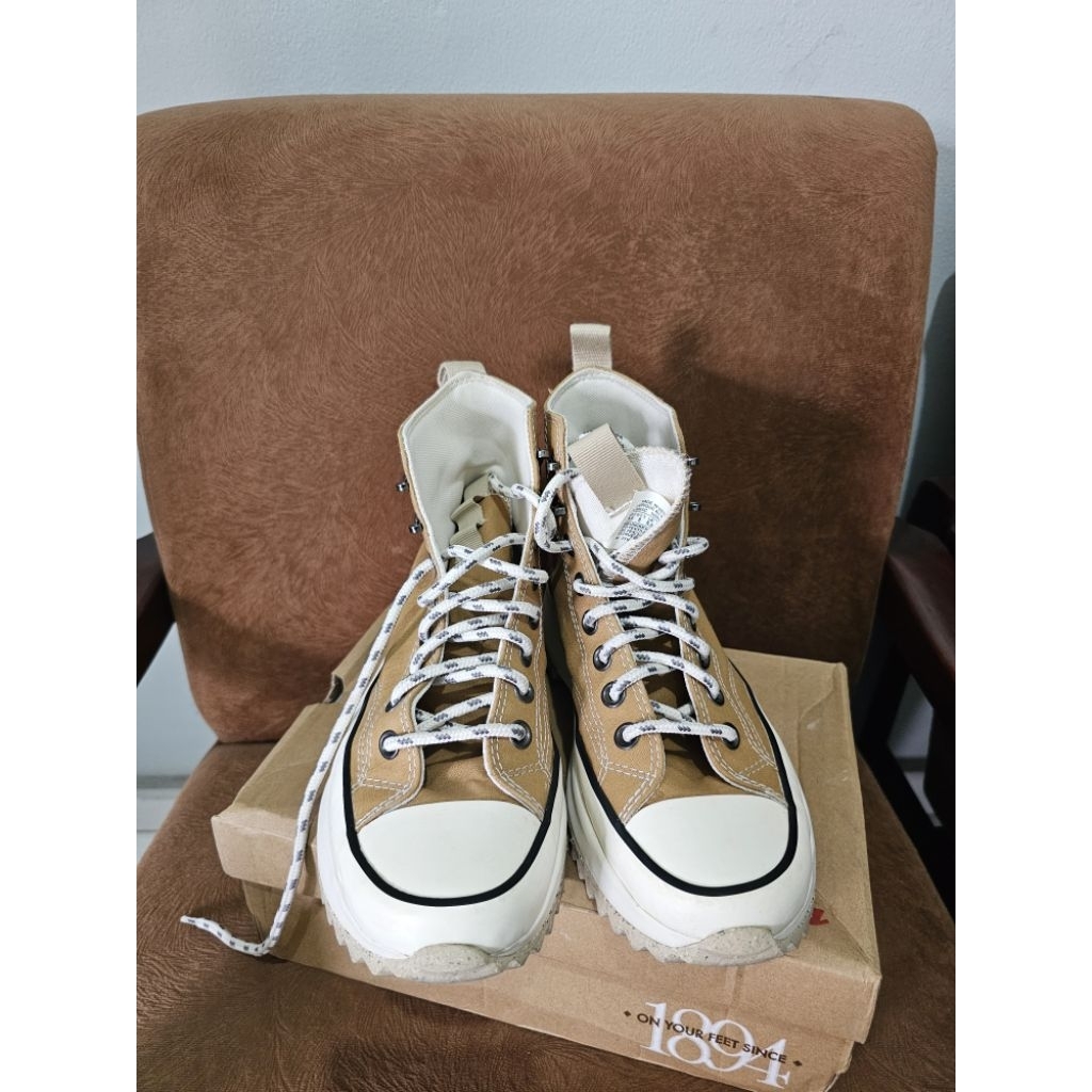 [Preloved] Converse Run Star Hike Brown