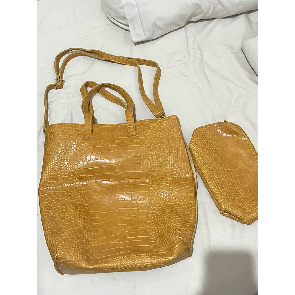 Berrybenka Yellow Bag