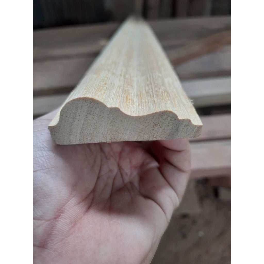 Plint Lis List Architrave Kusen Plint Lantai Kayu Meranti per meter