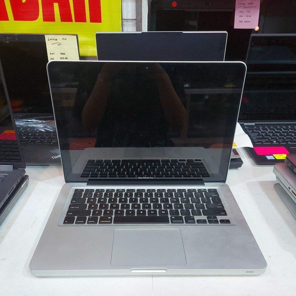 Laptop Macbook Pro A1278 rusak mati total LCD BAGUS tanpa ram tanpa ssd jual casing dan mesin saja n