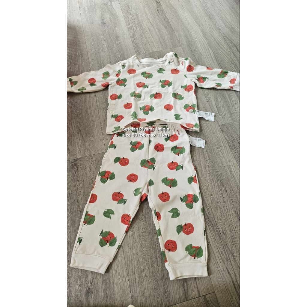 setelan piyama uniqlo size 80 / setelan panjang piyama UNIQLO