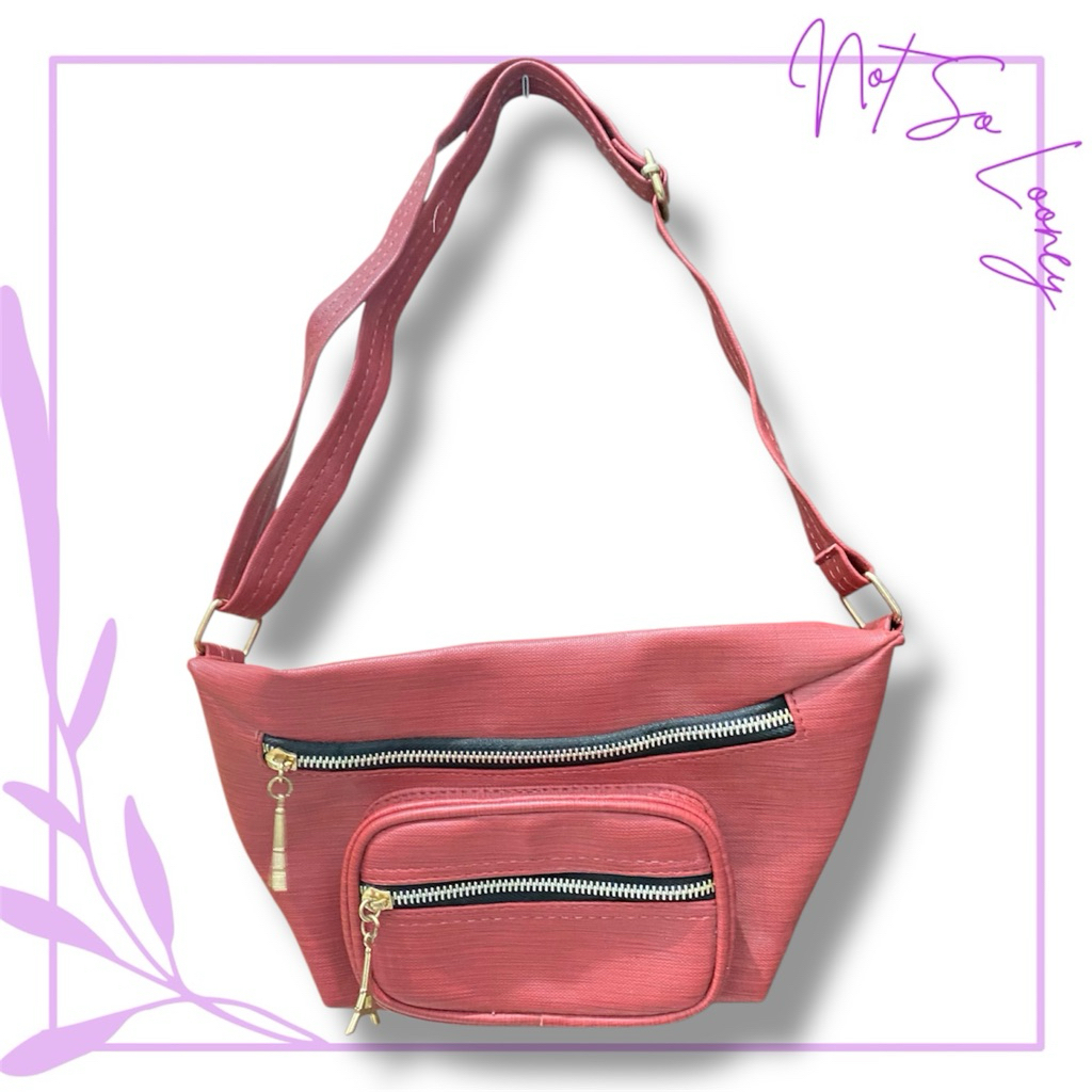 [Bekas] Tas selempang merah