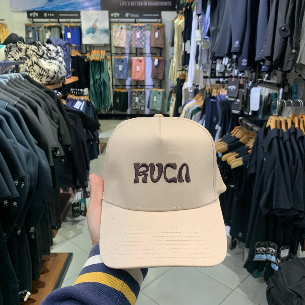Topi RVCA Exotica