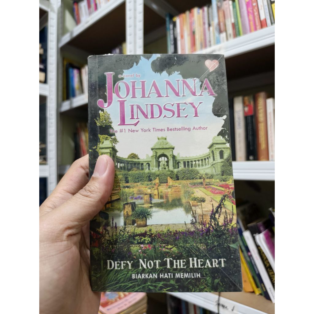 Buku Novel Johanna Lindsey || Defy Not The Heart