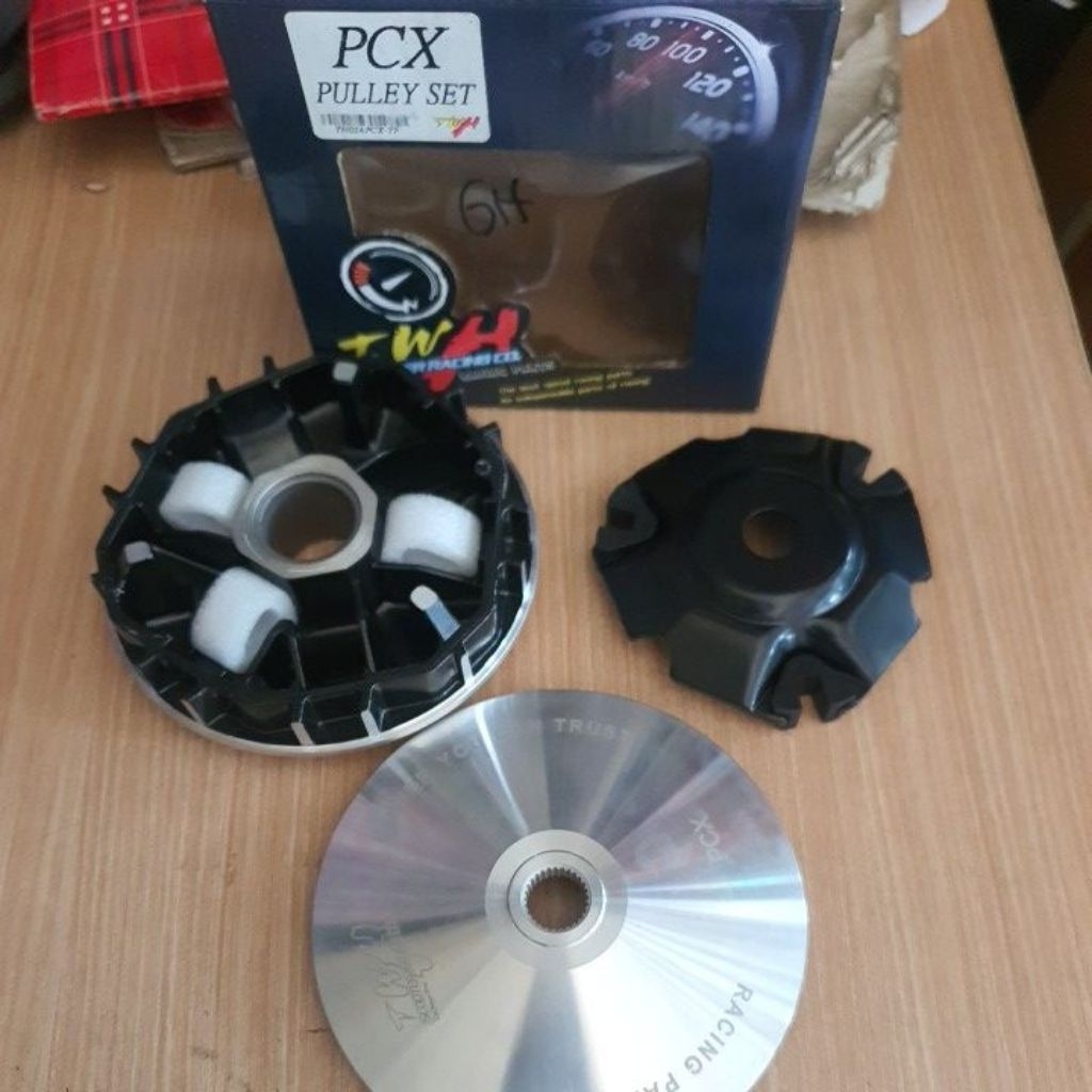 pulley set rumah roller TWH PCX150