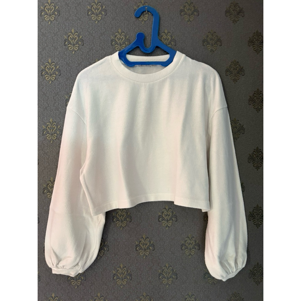 [PRELOVED] Stradivarius Crop Shirt