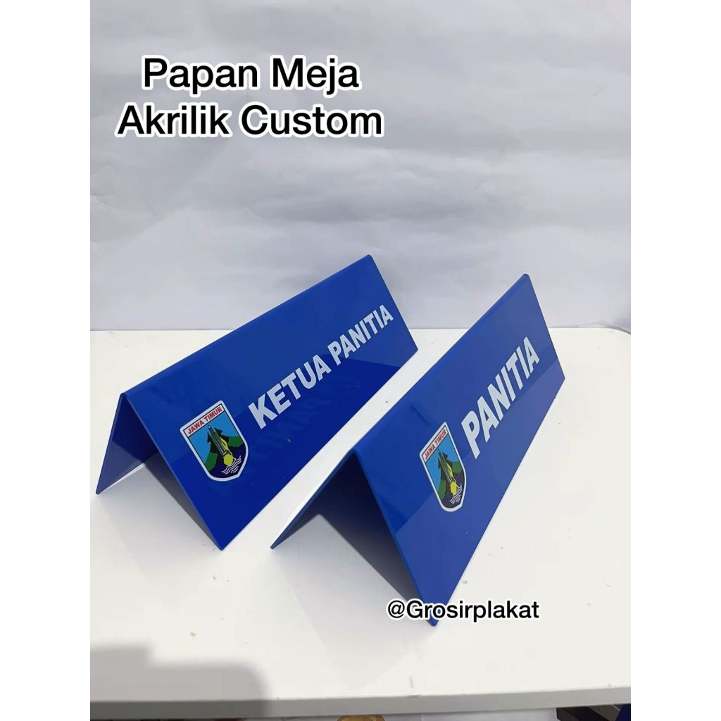 Papan Nama Meja Akrilik Custom