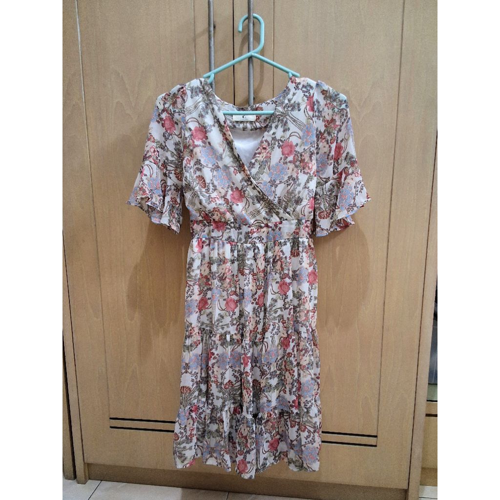 Dress Gaun Panjang Wanita Motif Bunga Preloved