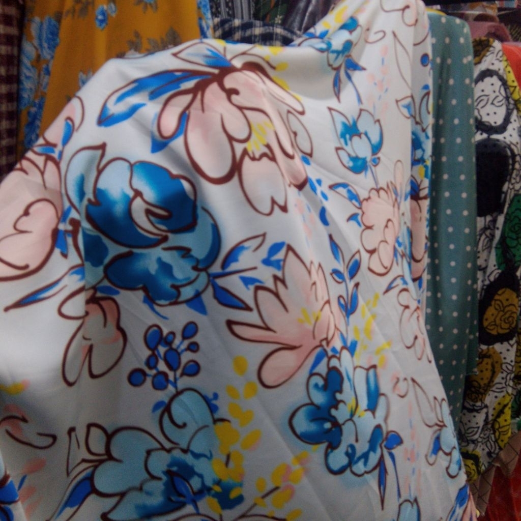 Kain Satin Silk Motif Bunga Peony Rose - Bahan Gamis Dress Tunik Silk Premium Meteran Mewah Halus Aj