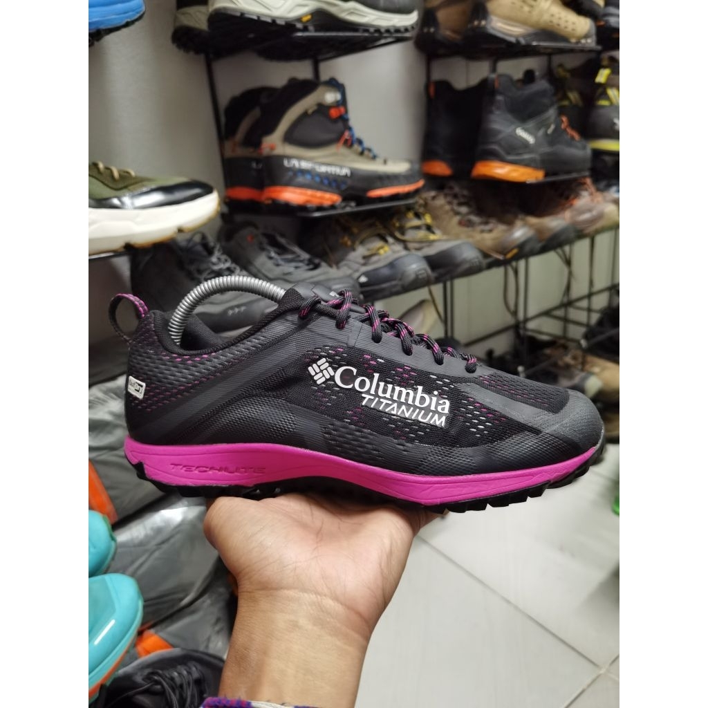 Columbia Conspiracy III Titanium Out Dry Trail Running Shoes Size 41 Sepatu Outdoor Hiking Gunung Tr