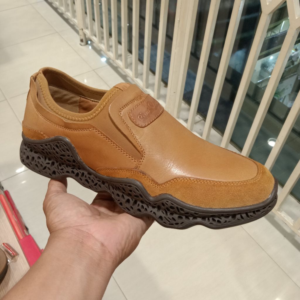 PIERRE CARDIN SEPATU SLIP ON KULIT CASUAL PRIA ORIGINAL