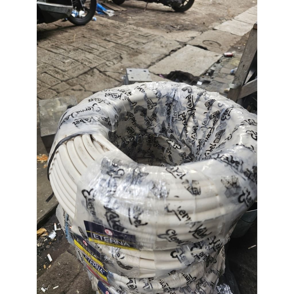 KABEL LISTRIK 3X2,5MM ETERNA NYM