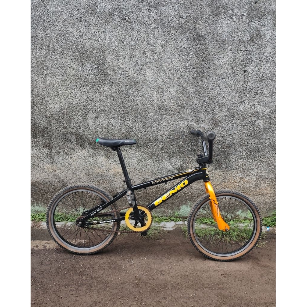 Sepeda BMX Genio Fury Race