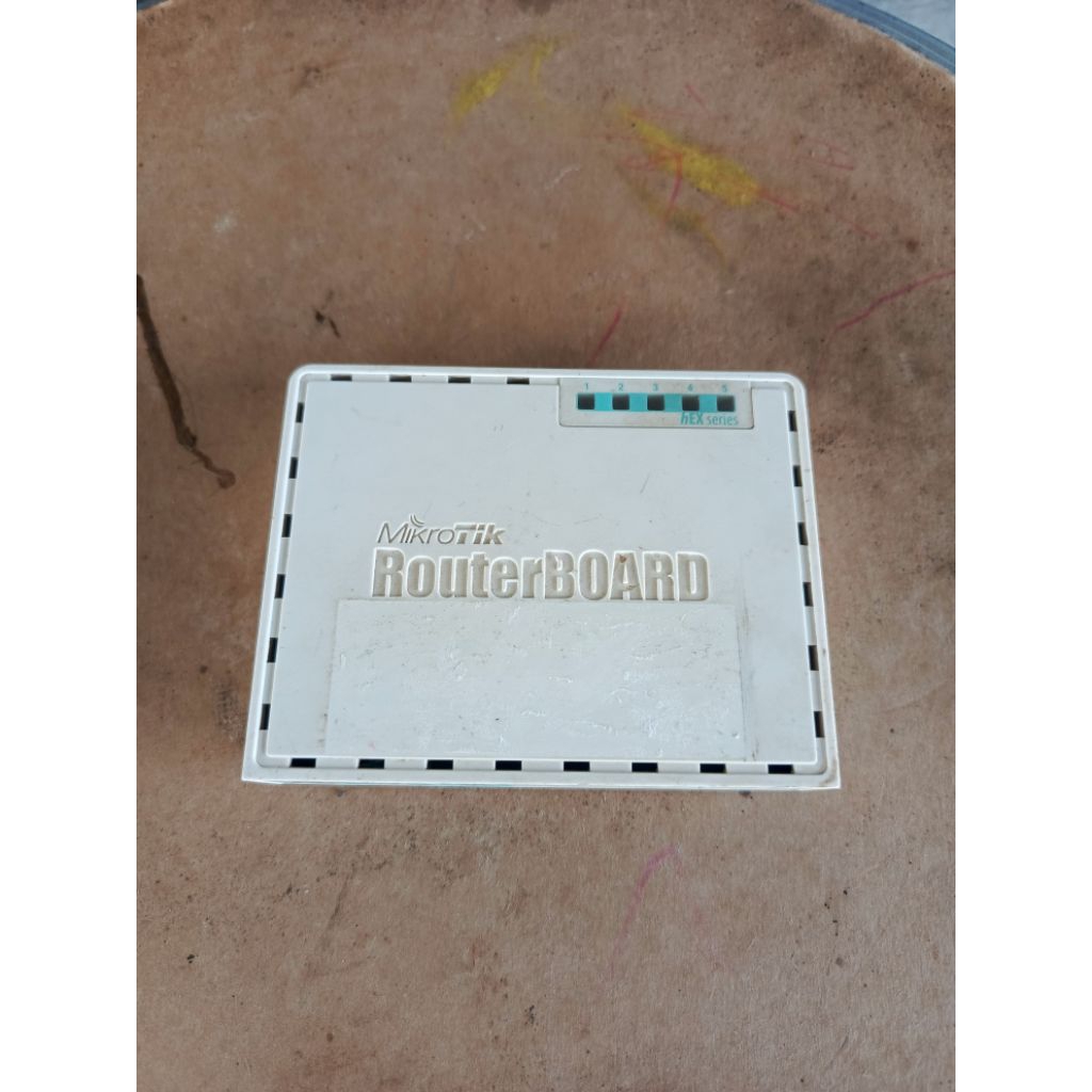 Mikrotik RB750r2 bekas