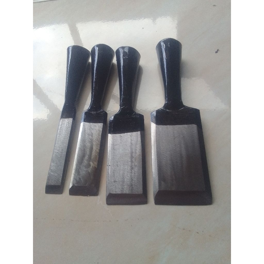 Tatah kayu/Pahat Kayu/Tatah ukir 2,3,4 dan 5cm bahan Besi PER asli