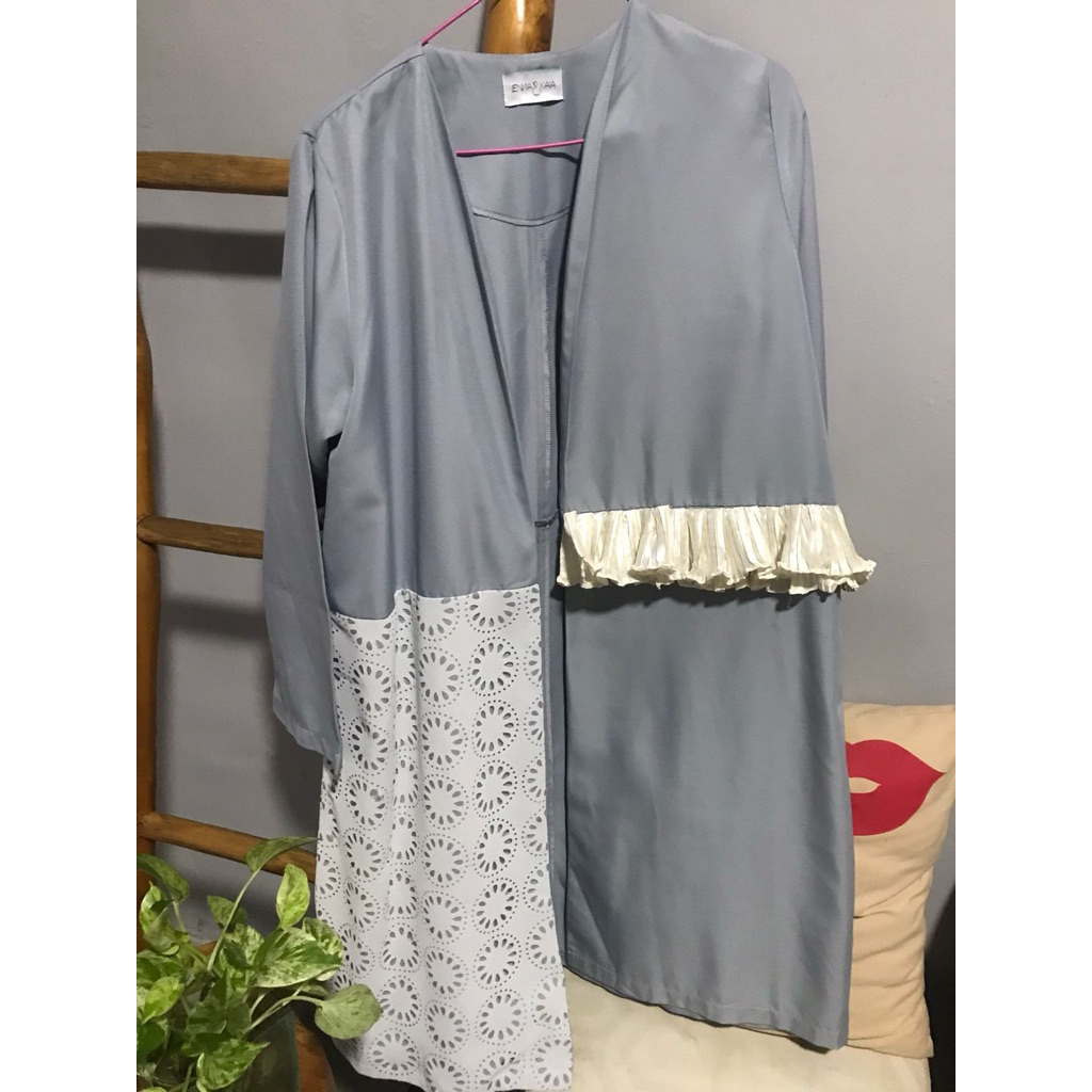 Jenna kaia Outer ( used )