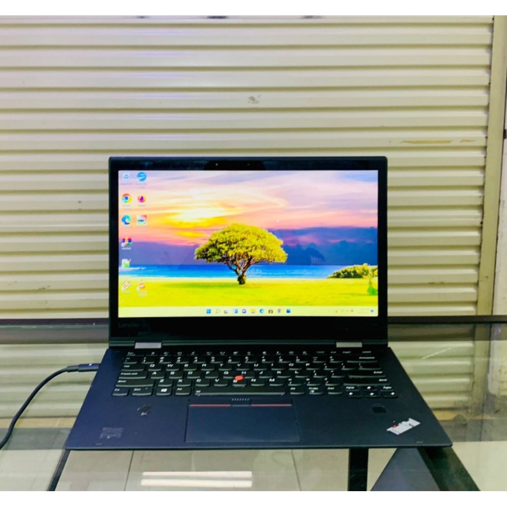 LENOVO THINKPAD X1 YOGA 2ND INTEL CORE I5 GEN 7 RAM 8GB SSD 256GB 2IN1 TOUCHSCREEN