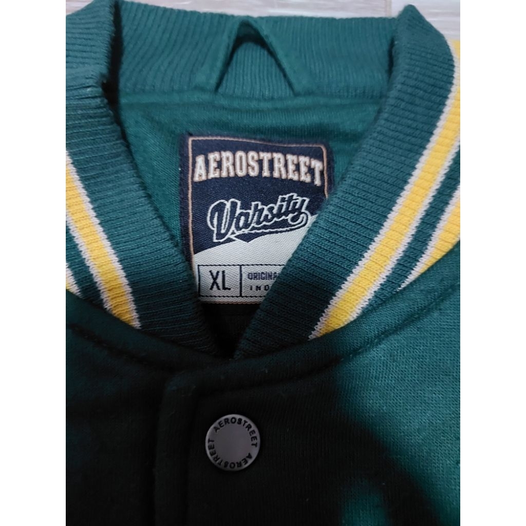 jaket aerostreet