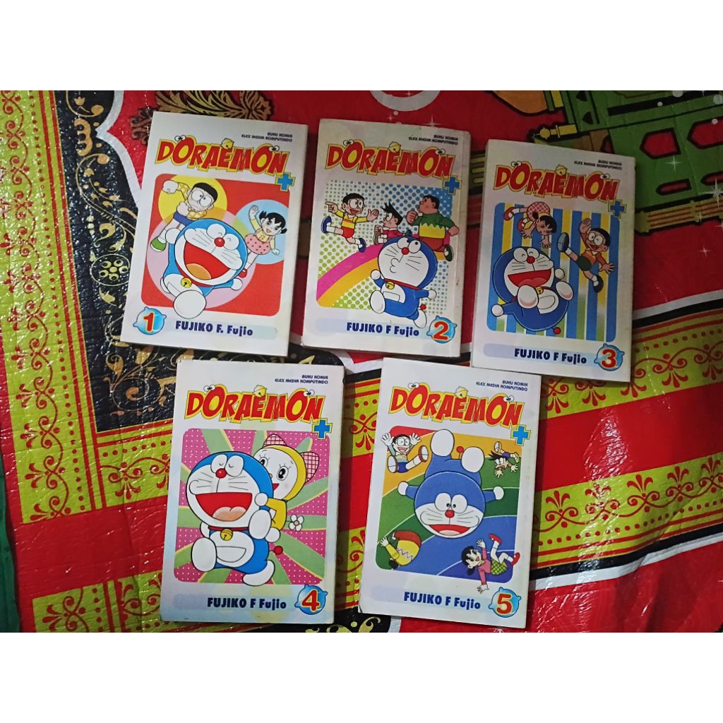 komik doraemon +plus vol 1-5tamat