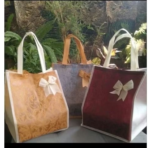 tas embos pita 22 kerut