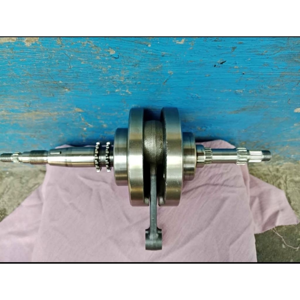 kruk as suzuki Skywave spin