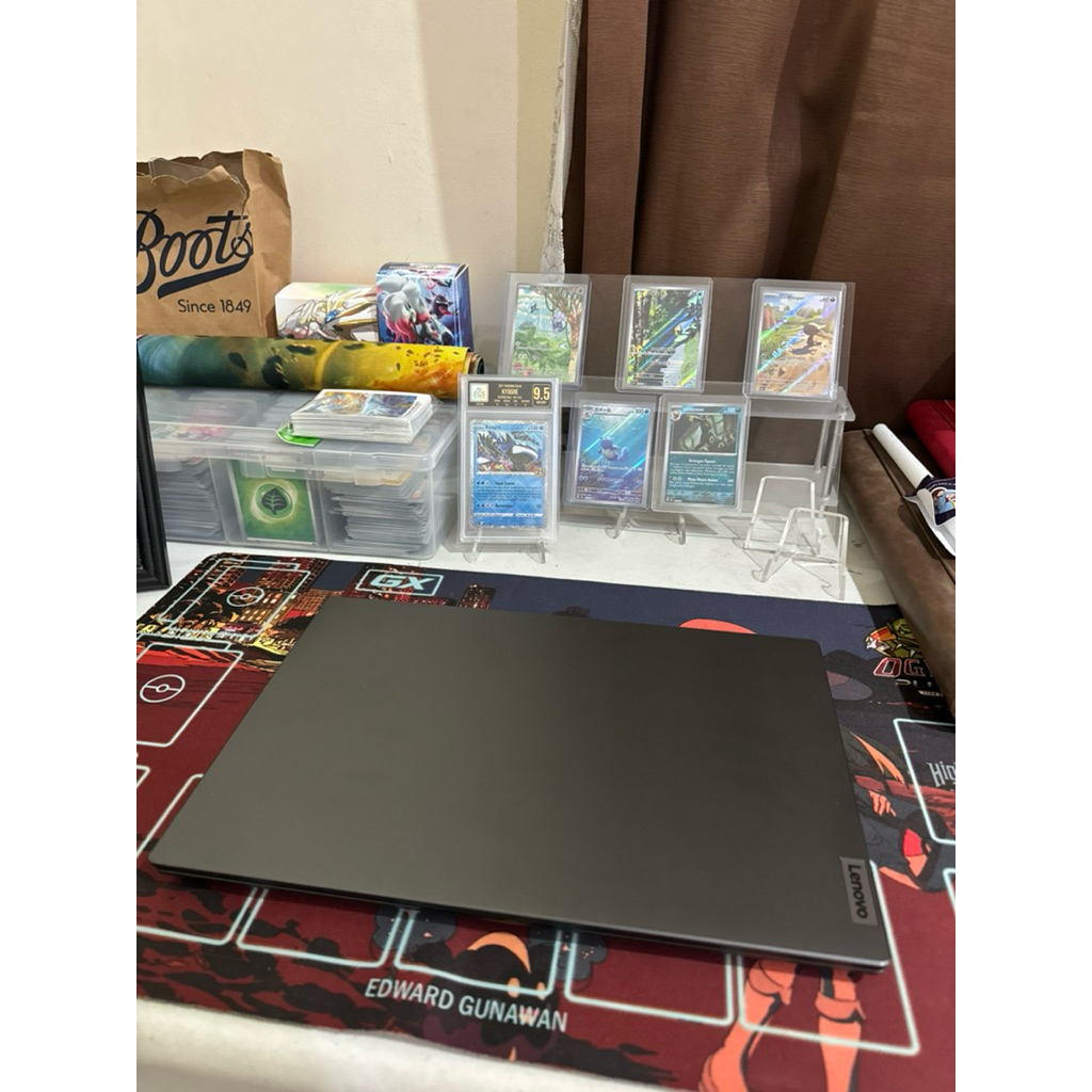 Laptop Lenovo V14 G2 ALC AMD Ryzen 5 5500U with Radeon Graphics - Preloved