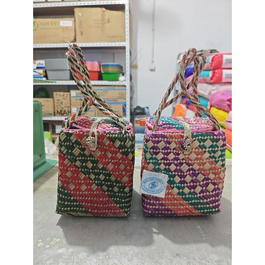 Tenong kampi tempat beras tas melayat takziah tas anyaman pandan bakul kampia
