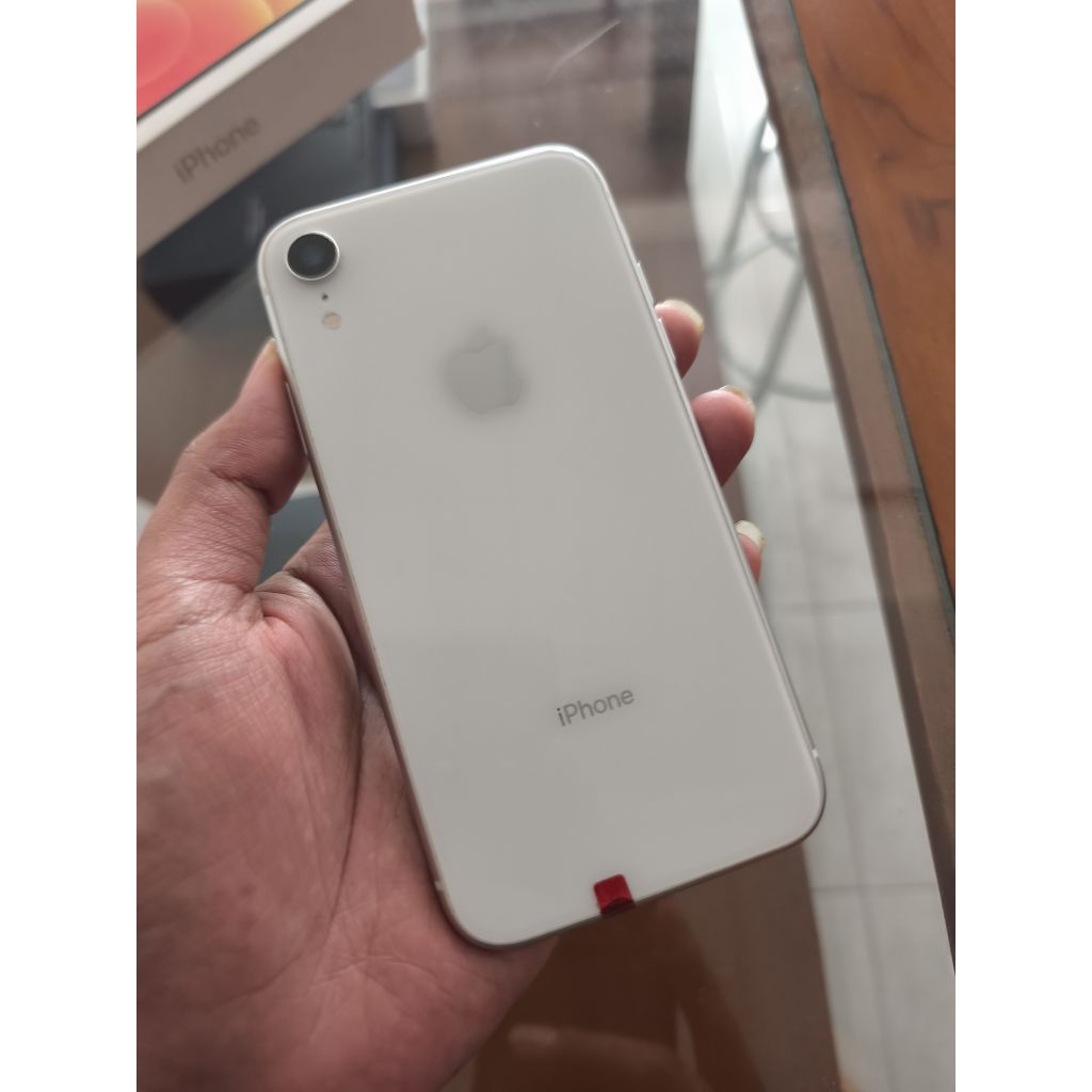 iPhone Xr 128 second