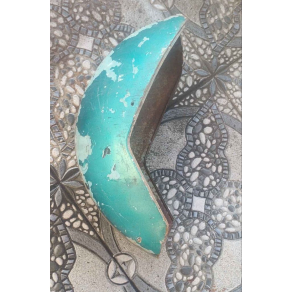 spakbor depan vespa excel/exclusive