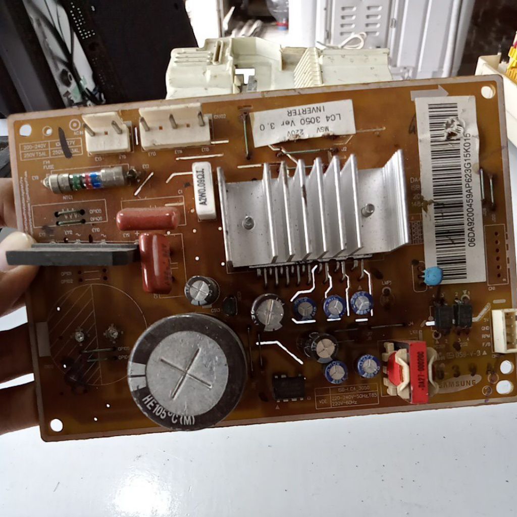 modul PCB inverter kulkas Samsung