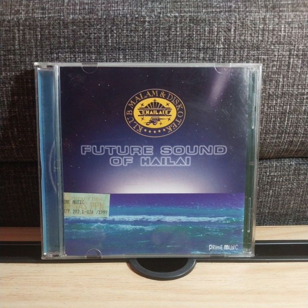 CD "Future Sound Of HAILAI"/Original/Salah Satu Tempat Diskotik terbesar pada masa nya,lagu2 nya leb