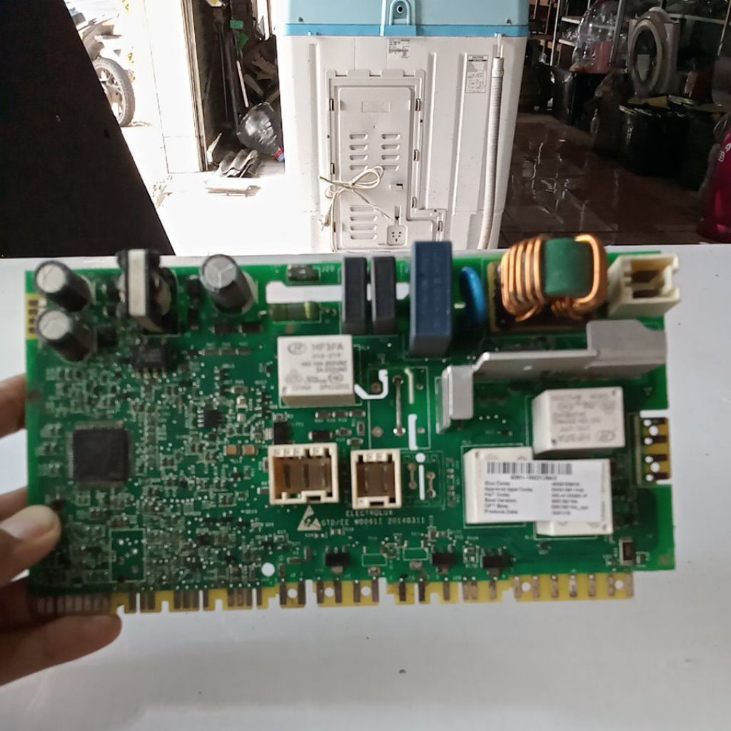 modul mesin cuci Electrolux