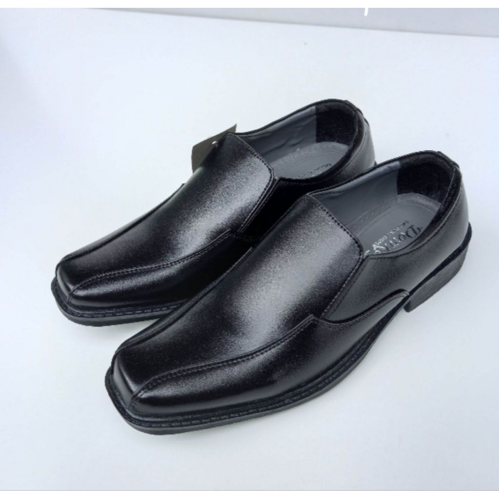 Sepatu Donkey's pria original