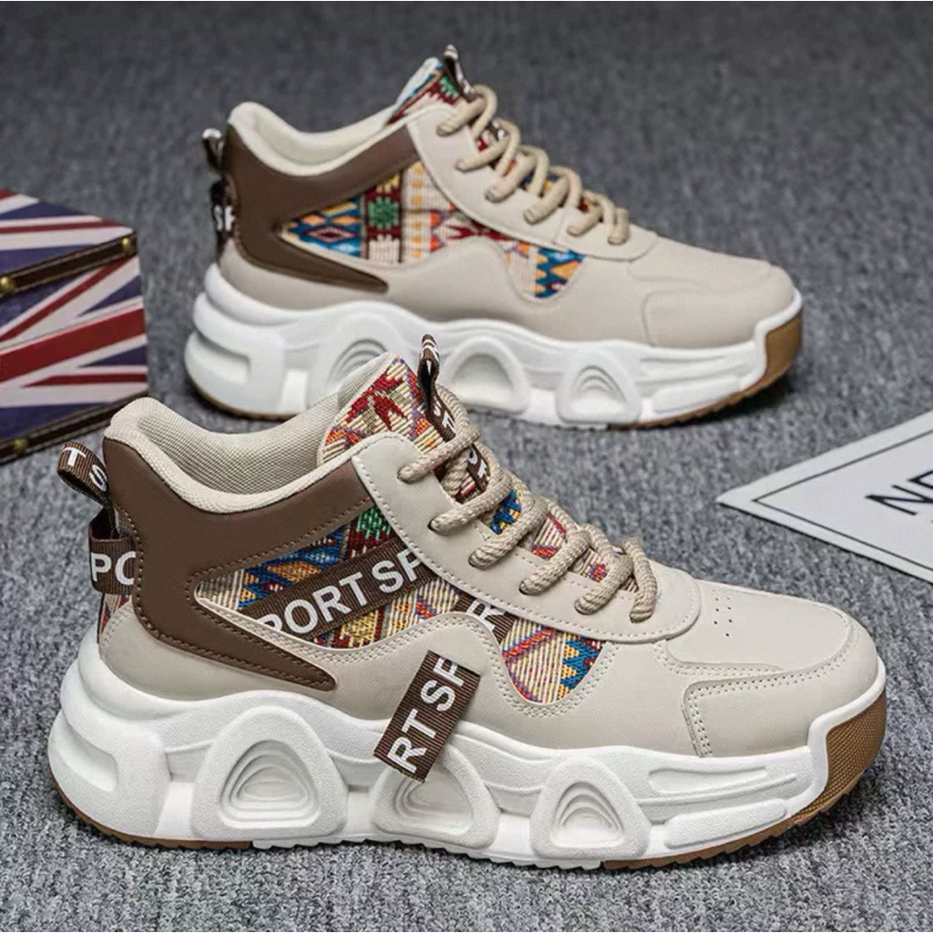 Senakers pria import/sepatu kets pria gaya sporty dengan sol tinggi/sneakers serbaguna