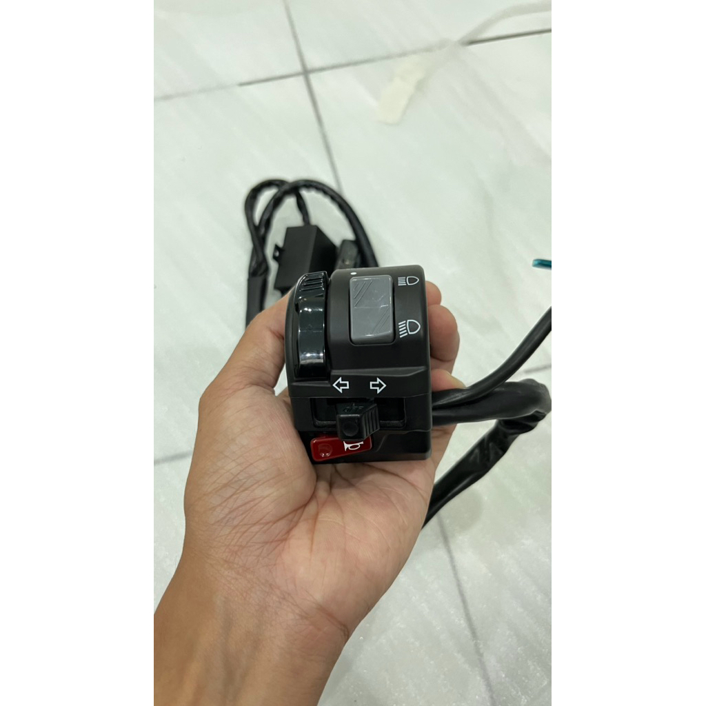 saklar kiri holder original PNP Honda Pcx 160