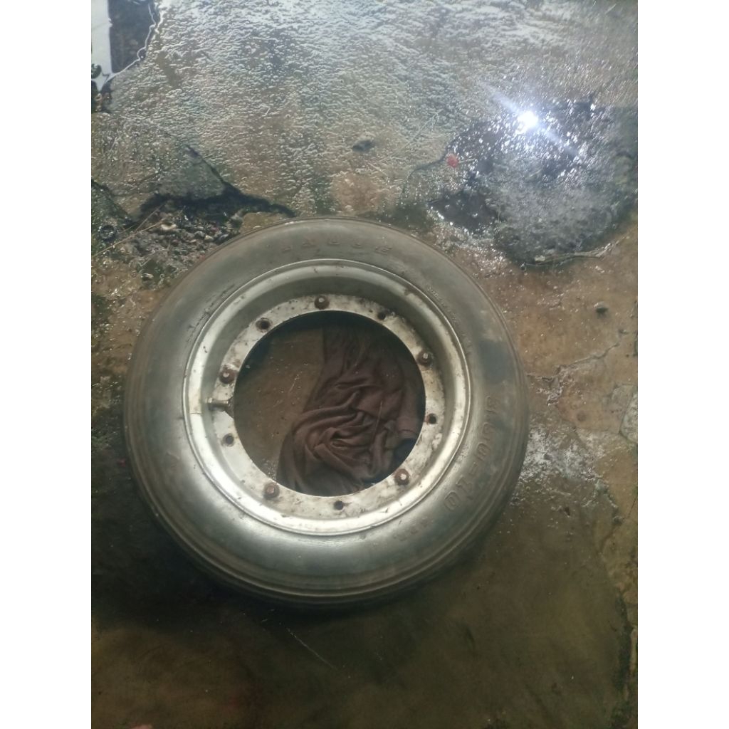 ban vespa super PS Strada p150s sera ring 8 r8 bekas