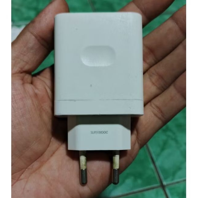 batok charger oppo 33w original