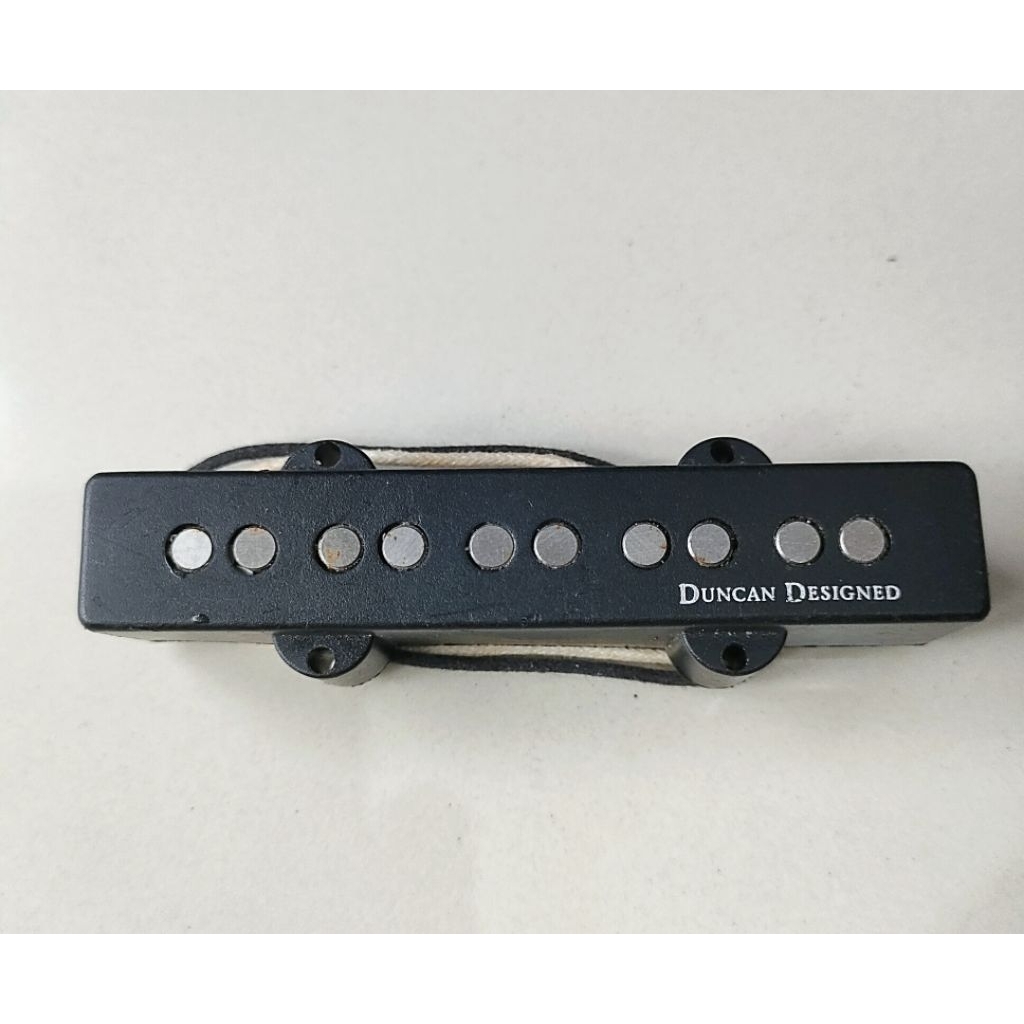 Pickup bass Duncan Designed 5 string Posisi neck