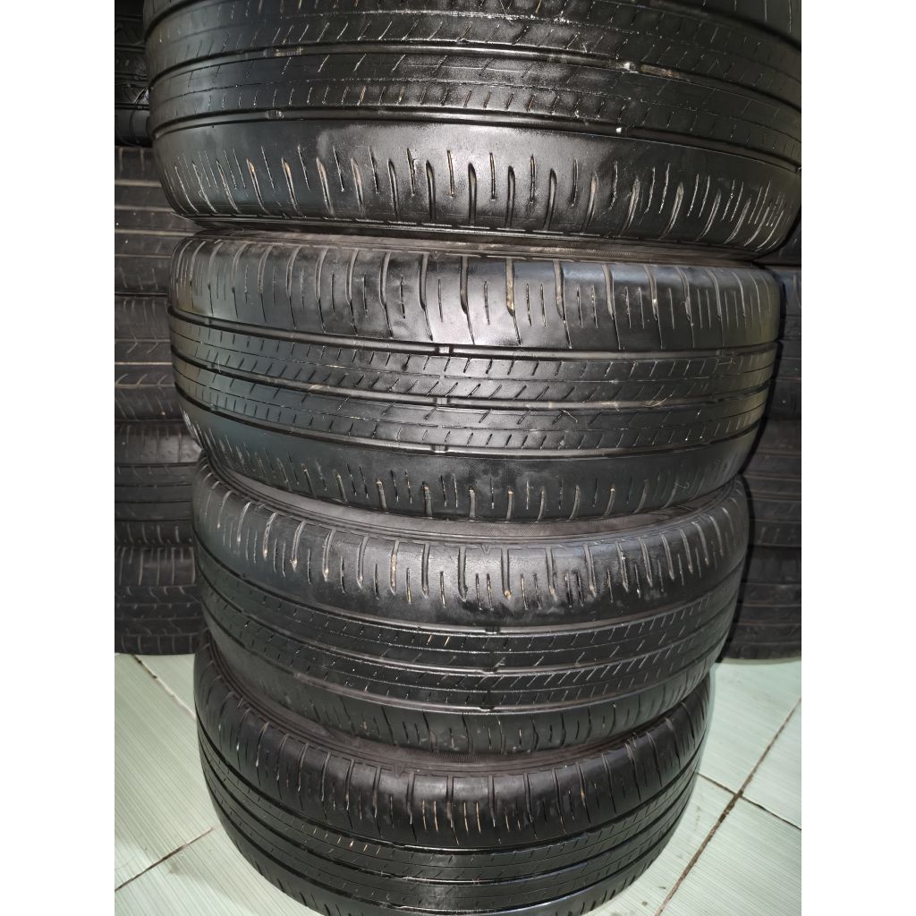 Ban 205/55 R16 Merek Dunlop Enasave