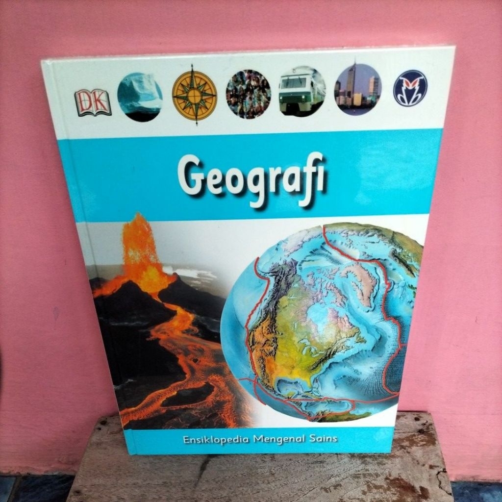 buku Ensiklopedia Mengenal Sains Geografi