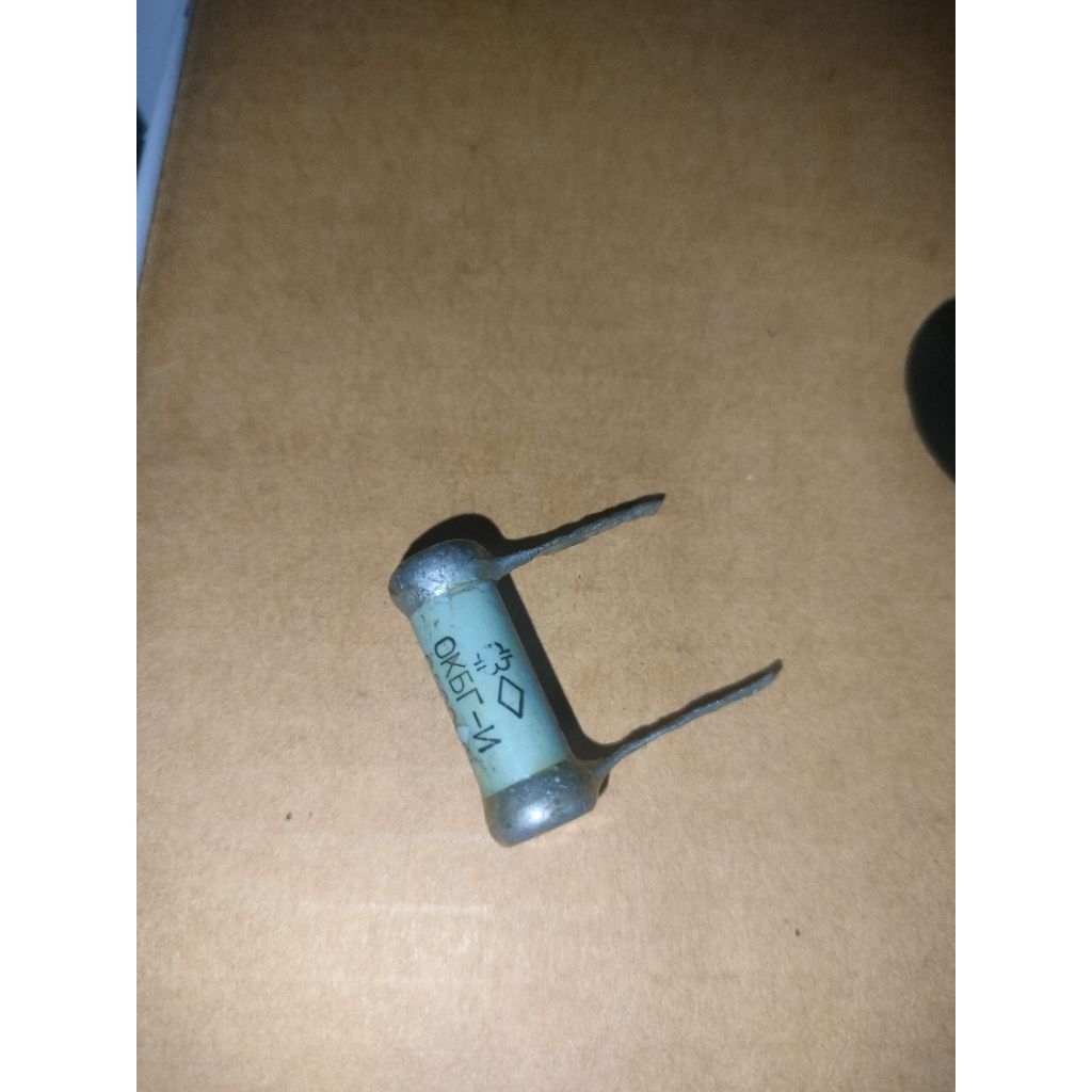 Capacitor KGB-I sikotrop paper Soviet vintage 6.8nf/600v/10% bodi bahan kramik