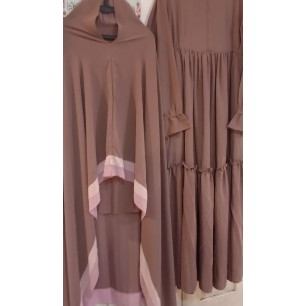 preloved zafeetri Ied series