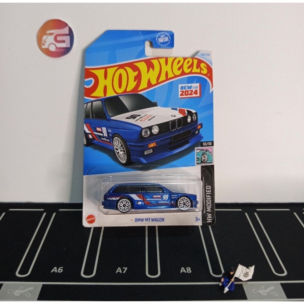 Hot Wheels BMW M3 Wagon Biru - Hot Wheels